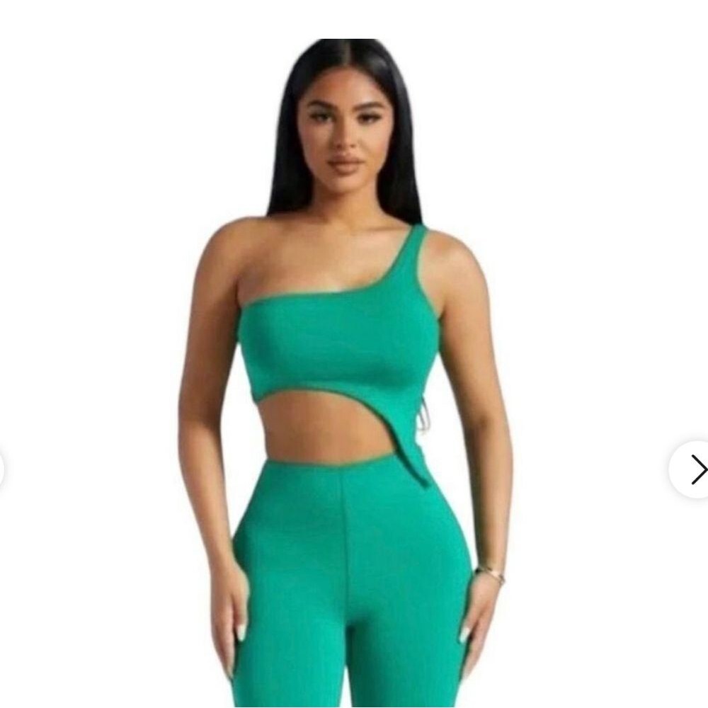 Naked Wardrobe Green Smooth Side Asymmetrical Crop Top NWT Sz XL NW-T2619
